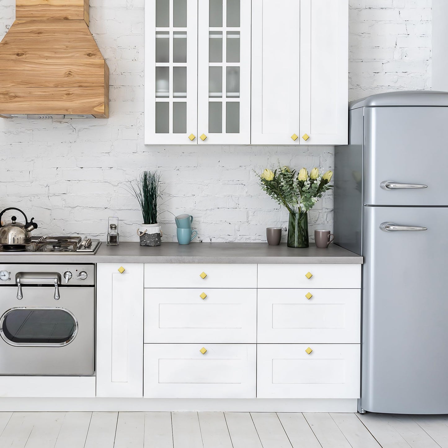 Ravinte 30 Pack Solid Knobs Kitchen Cabinet Knobs Round Knobs Dresser Drawer Knobs Gold Cabinet Hardware Round Cabinet Door Knobs Drawer Knobs Brushed Brass Drawer Pulls